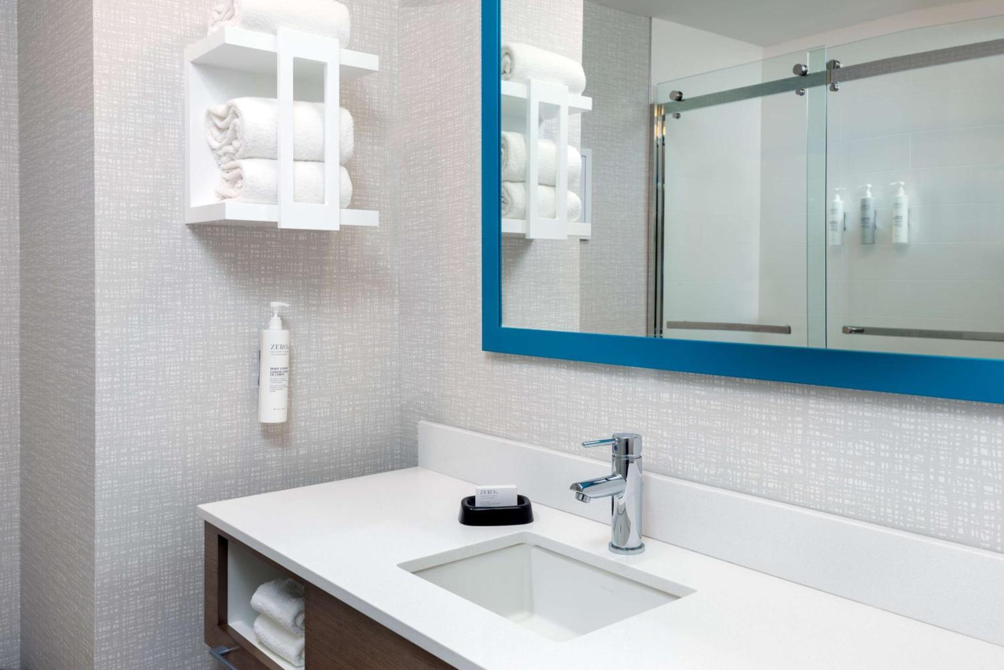 Hampton Inn Boston Bedford Burlington Billerica Bagian luar foto