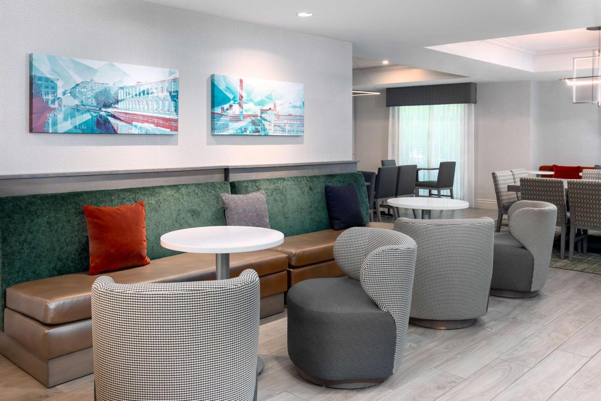 Hampton Inn Boston Bedford Burlington Billerica Bagian luar foto